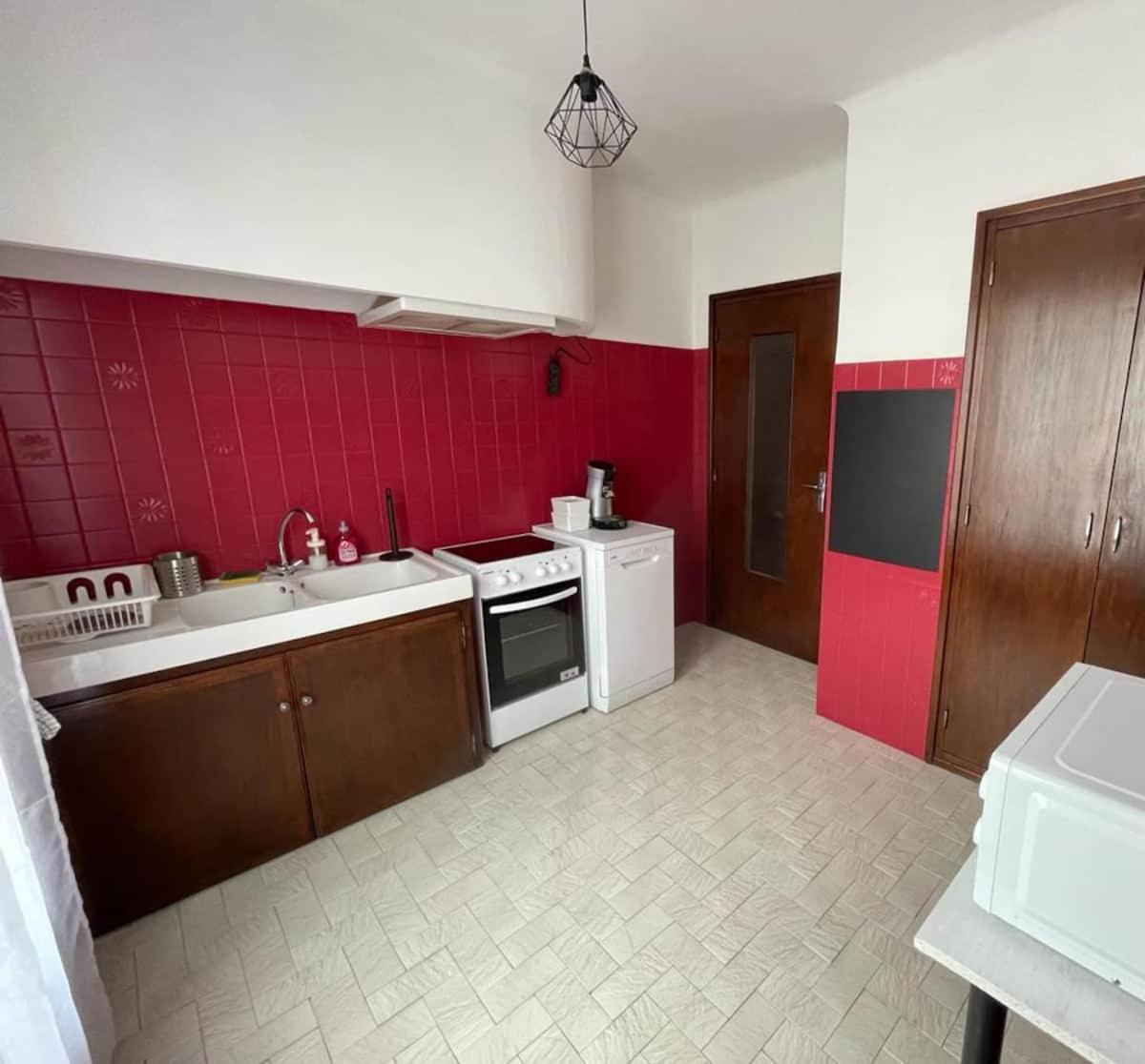 Lg Rite Appartement Avec Jardin Prades  Rum bild